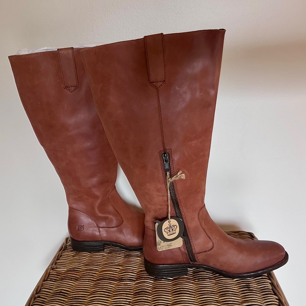 NWT Born Leather Tall Boots